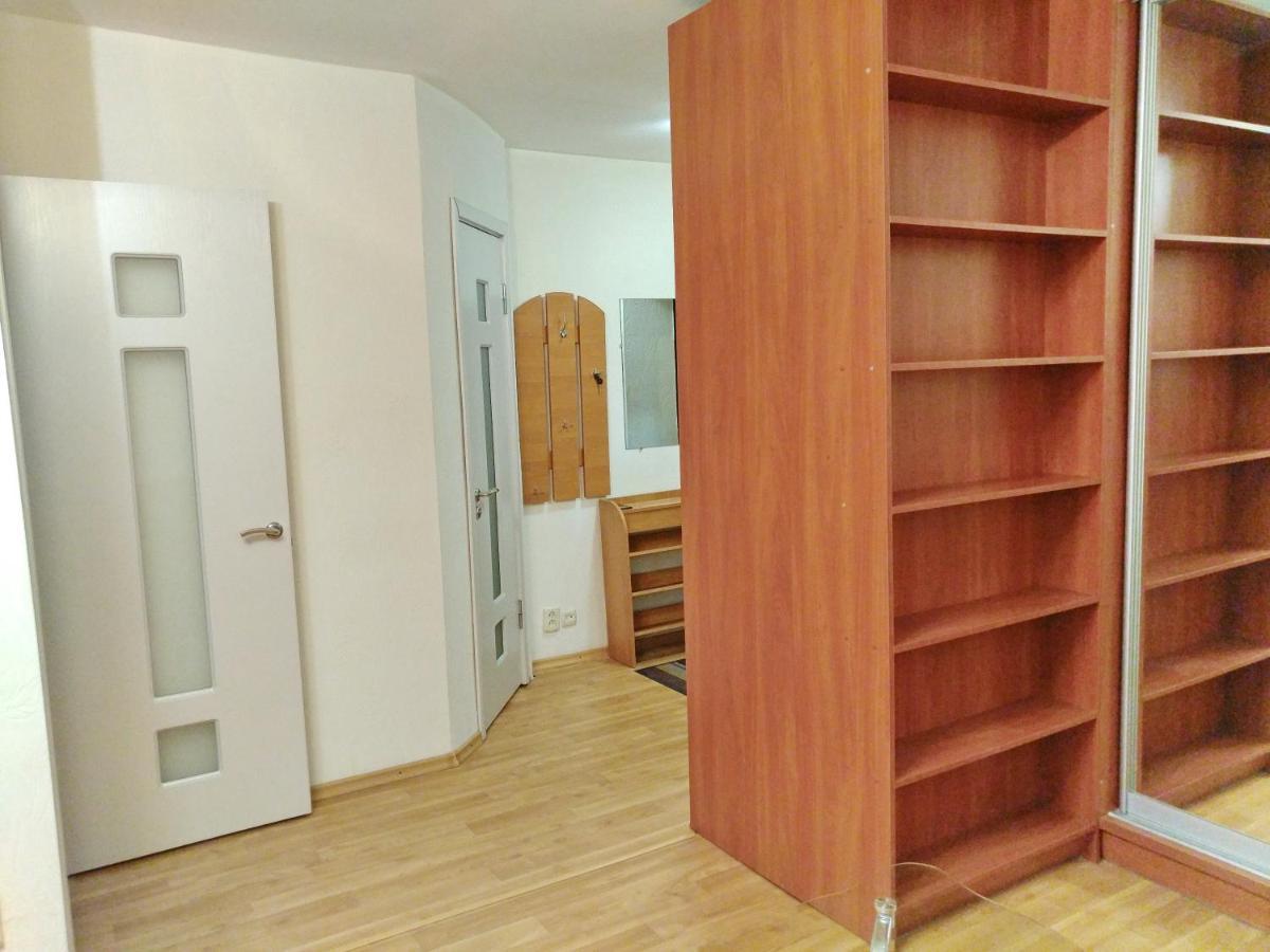 1-Комнатная Квартира С Кухней Люкс На Пр. А. Поля, 62 Dnipro Exteriör bild
