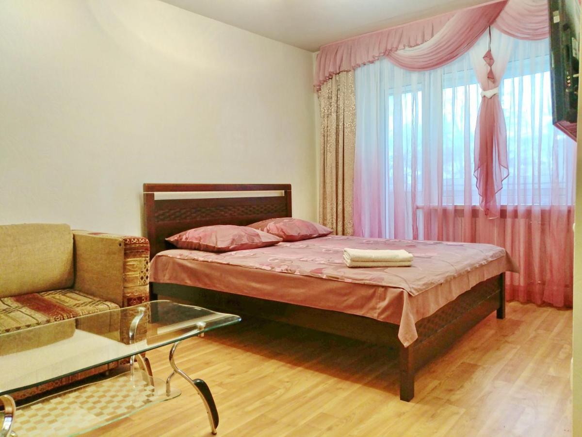 1-Комнатная Квартира С Кухней Люкс На Пр. А. Поля, 62 Dnipro Exteriör bild